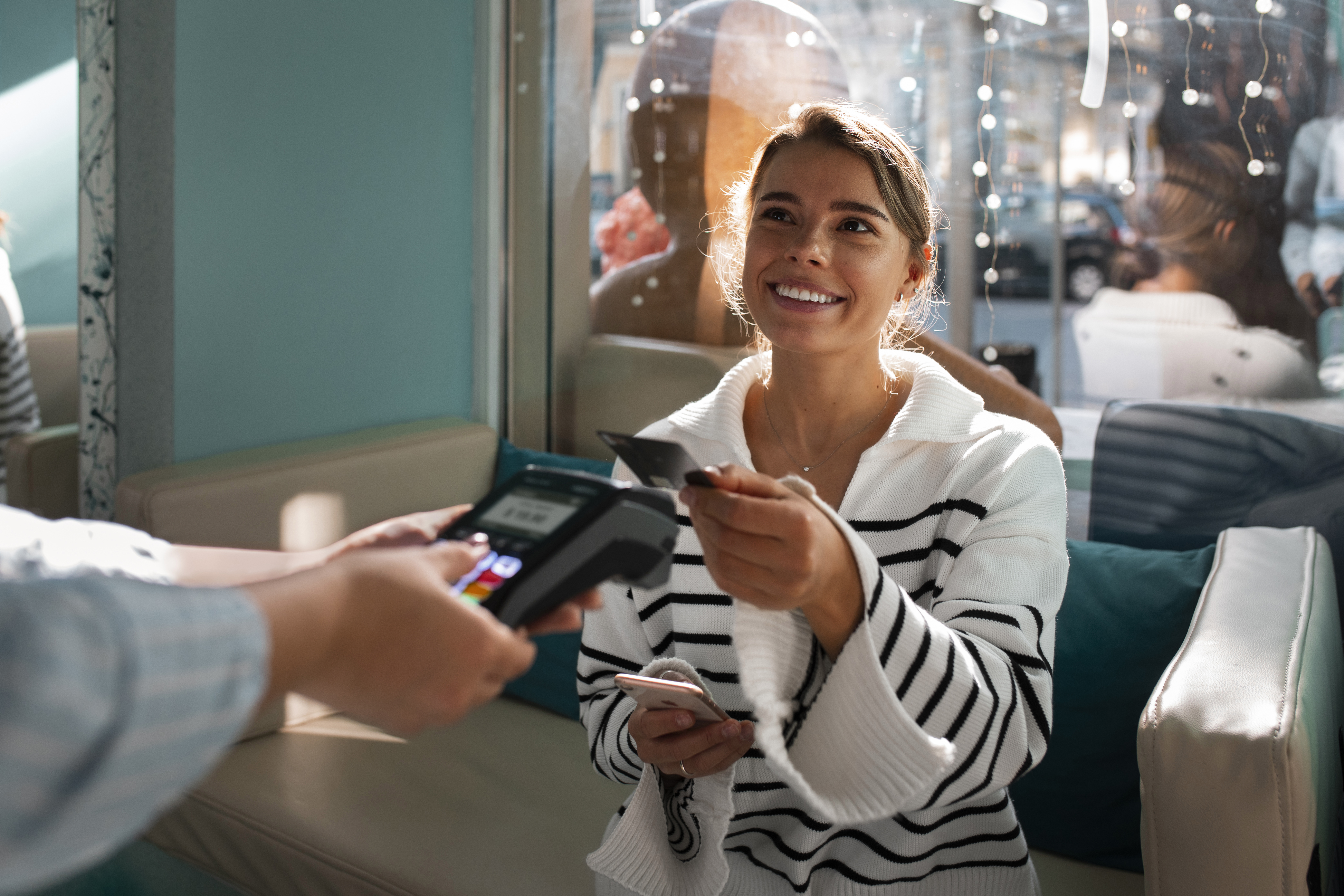 Contactless payment in a restaurant